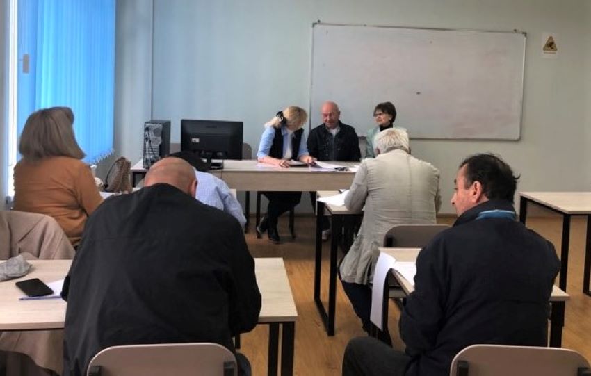 საკვალიფიკაციო გამოცდები ექვს დუალურ პროფესიულ საგანმანათლებლო პროგრამაზე